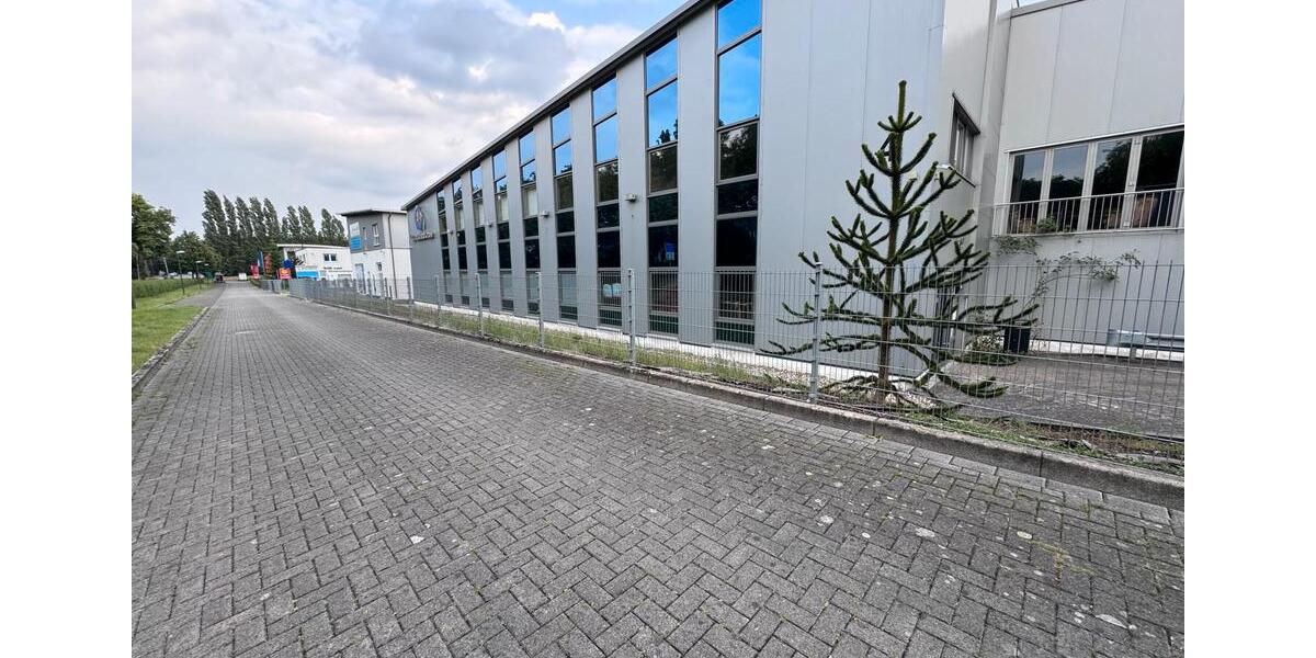 Helle Gewerbefläche Halle | Lager | Büro 100 m² in 44536 Lünen zimmer