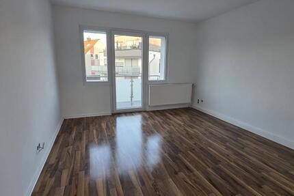 50qm 2 Zi Wohnung mit Balkon - Erstbezug nach Sanierung 2 zimmer