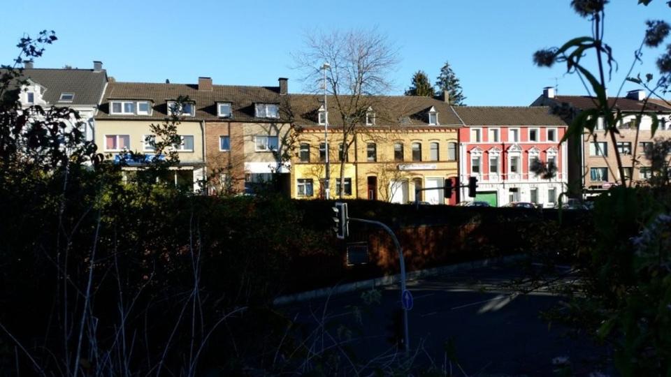 Erdgeschoßwohnung Mülheim an der Ruhr - 5 Zimmer, 108 m&sup2;, 999&euro; | Angebot:24488179