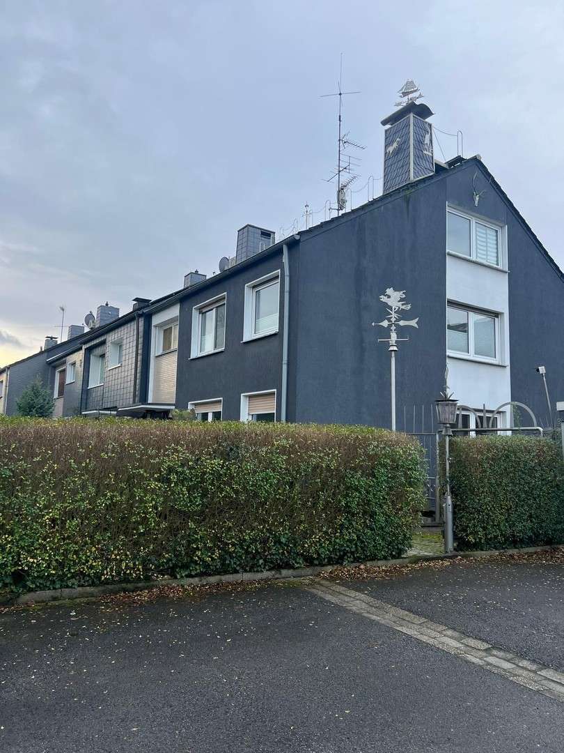 Haus zum Kaufen in Herne 399.999 € 145 m² 8 zimmer