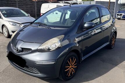 Toyota Aygo (X) 134.500 km 2.890 &euro; Bochum 44803