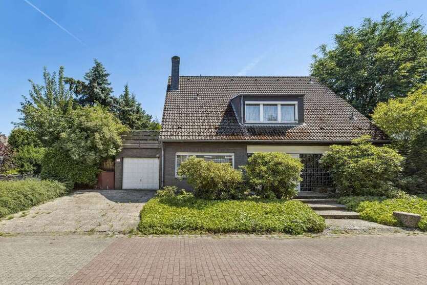 Haus zum Kaufen in Essen 535.000 € 193 m²