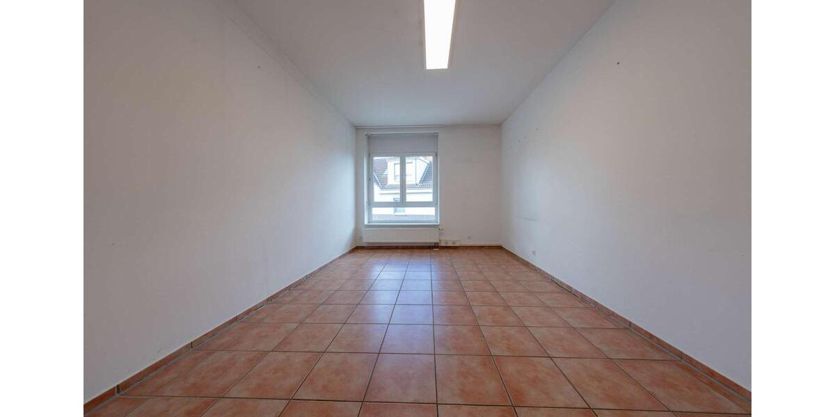 Moderne ca. 89 m² große Bürofläche in verkehrsgünstiger Lage von Südkirchen zimmer