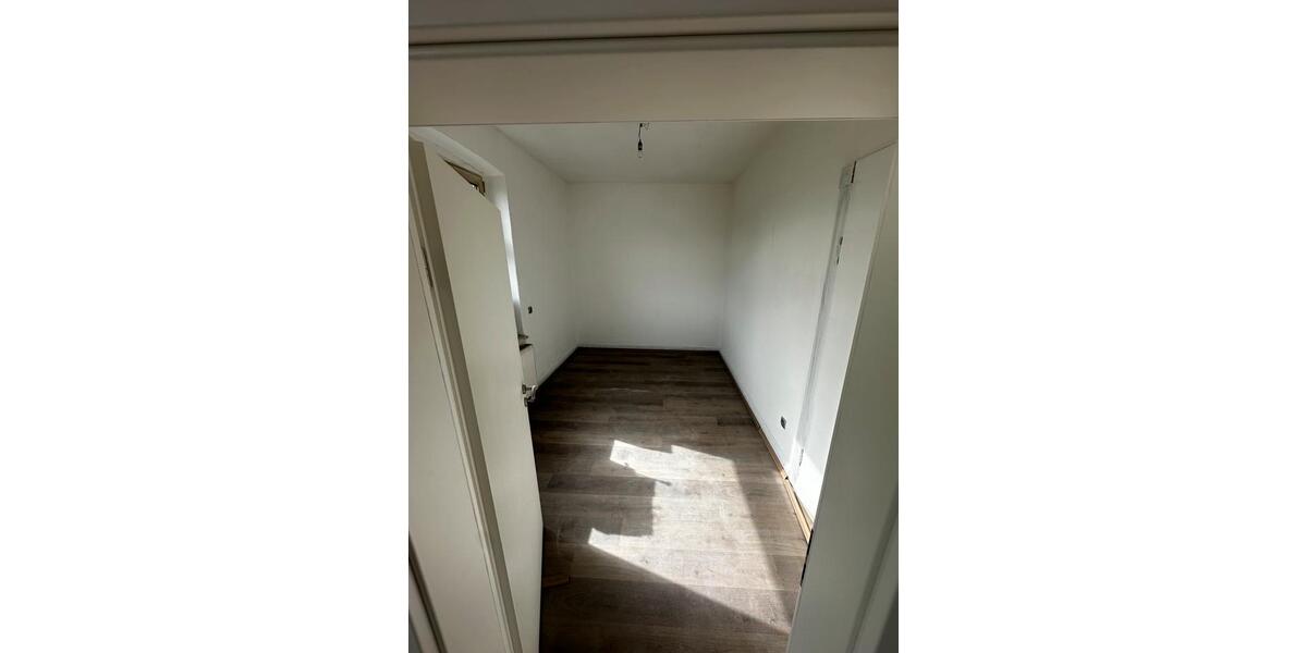 Etagenwohnung Dortmund Hörde - 3 Zimmer, 70 m&sup2;, 660&euro; | Angebot:25416510