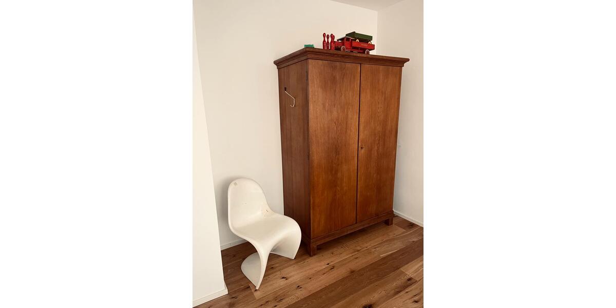 Etagenwohnung Essen Stadtbezirk II - 2 Zimmer, 70 m&sup2;, 2.900&euro; | Angebot:25499367