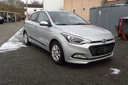 Hyundai i20 84.790 km 7.700 &euro; Dortmund 44329