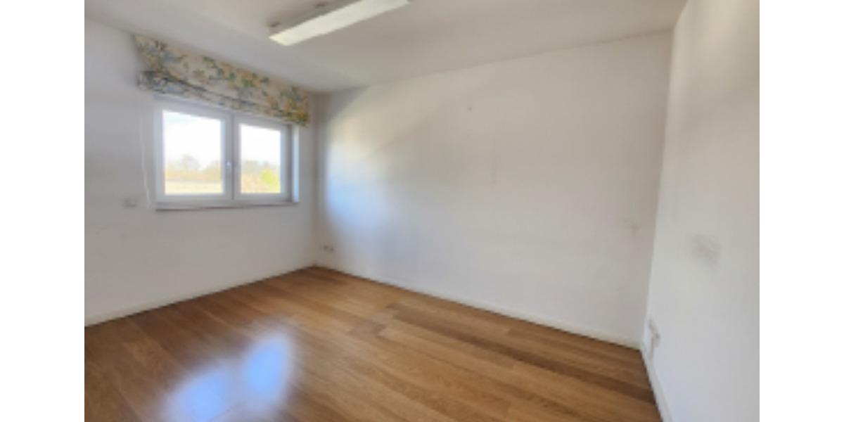 Wohnen mit Flair! Licht und Leben bietet diese Penthouse Wohnung 4.5 zimmer