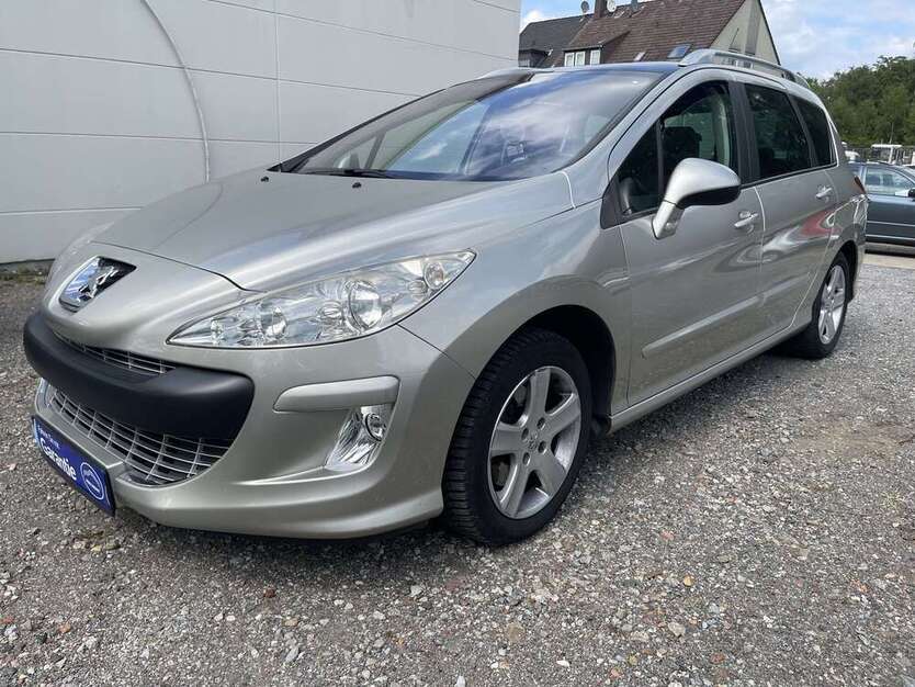 Peugeot 308 128.000 km 5.600 € Essen 45356