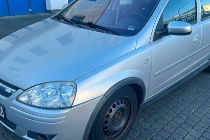 Opel Corsa 118.000 km 2.450 &euro; Essen 45329
