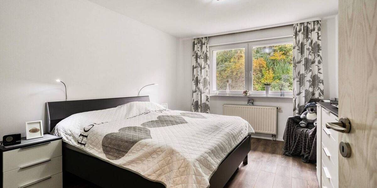 Reihenendhaus Mülheim an der Ruhr Mitte-Ost - 7 Zimmer, 184 m&sup2;, 559.000&euro; | Angebot:23935655