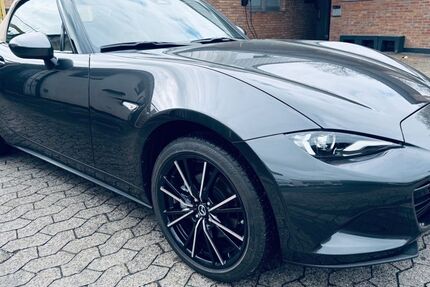 Mazda MX-5 7.015 km 29.890 &euro; Essen 45356