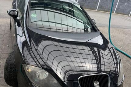 Seat Leon 229.341 km 2.600 &euro; Dortmund 44145