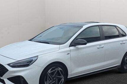 Hyundai i30 5.863 km 25.990 &euro; Castrop-Rauxel 44575