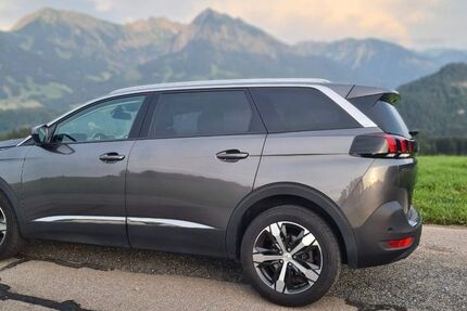 Peugeot 5008 104.000 km 15.800 &euro; Recklinghausen 45659