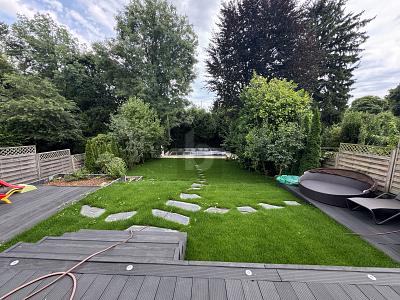 LUXURIÖSES TRAUMHAUS MIT POOL