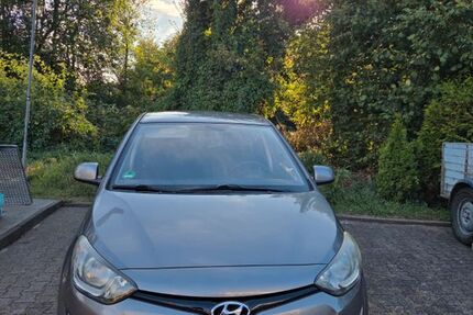 Hyundai i20 102.000 km 4.500 &euro; Lünen 44534
