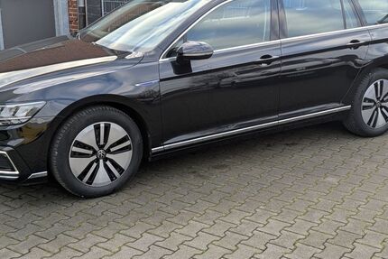 VW Passat 82.715 km 23.780 &euro; Selm 59379