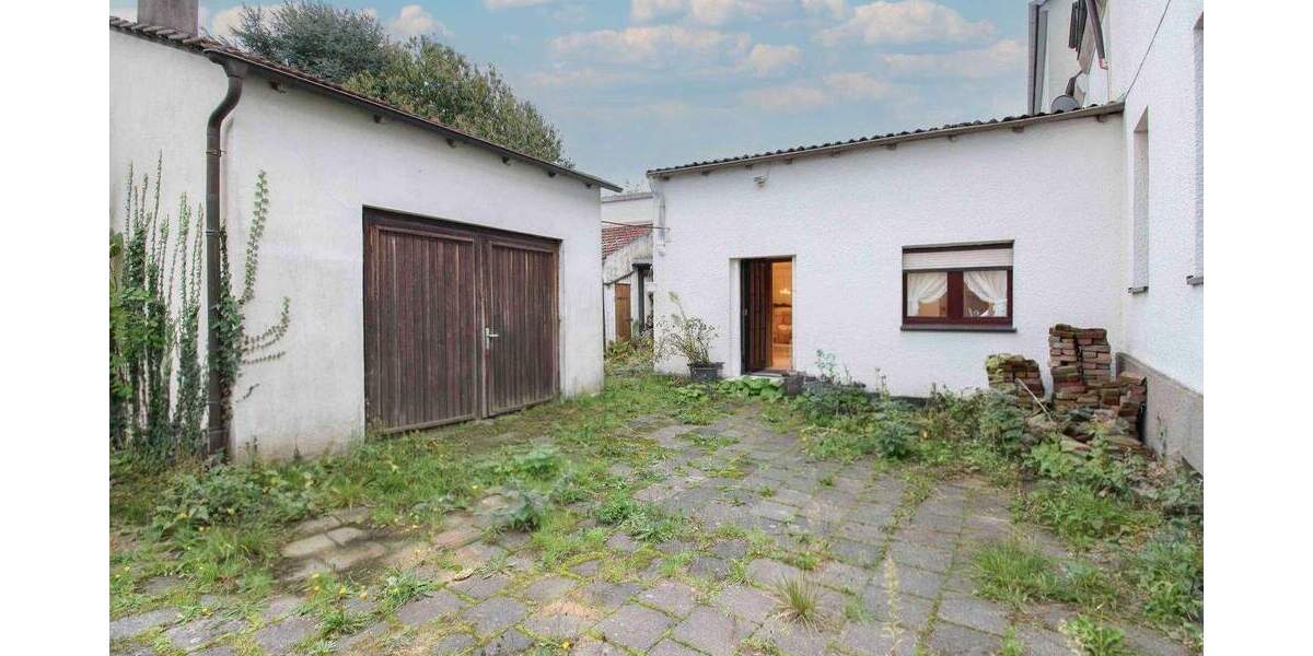 Mehrfamilienhaus, Wohnhaus Bochum Laer - 6 Zimmer, 211 m&sup2;, 349.000&euro; | Angebot:24974879