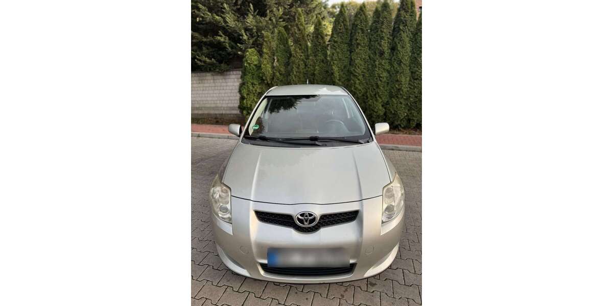 Toyota Auris 125.000 km 6.890 &euro; Dortmund 44359
