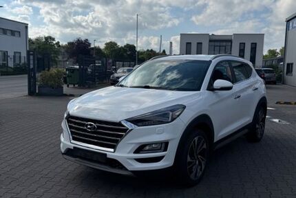 Hyundai TUCSON 35.000 km 20.500 &euro; Oberhausen 46145