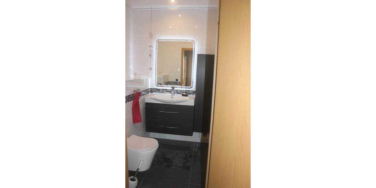 Erdgeschoßwohnung Gelsenkirchen Erle - 5 Zimmer, 180 m&sup2;, 229.000&euro; | Angebot:27002739
