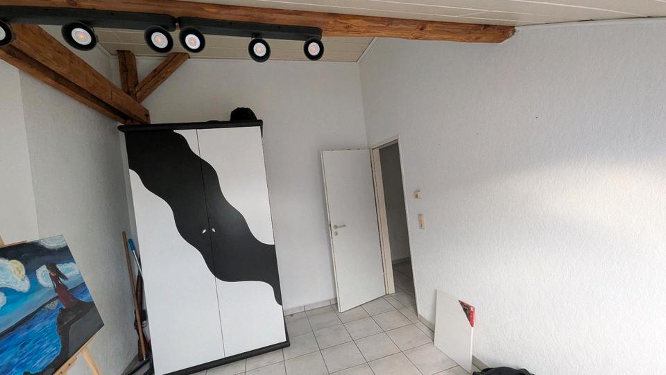 Dachgeschoßwohnung Dortmund Hörde - 3.5 Zimmer, 90 m&sup2;, 860&euro; | Angebot:26213287