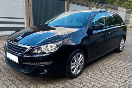 Peugeot 308 135.166 km 6.900 &euro; Essen 45309