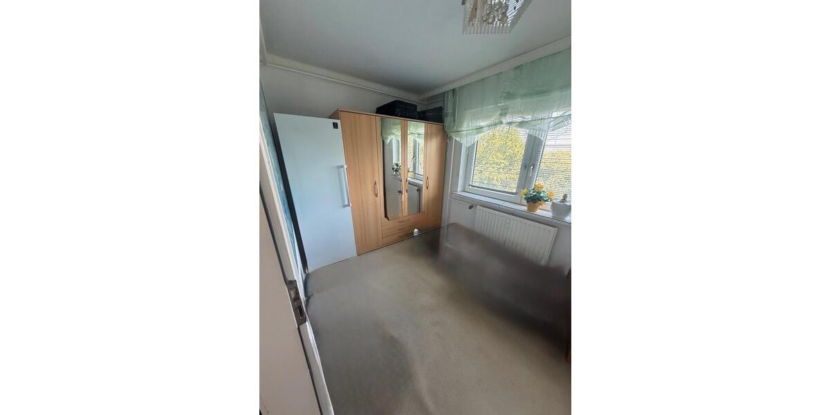 Etagenwohnung Mülheim an der Ruhr - 4 Zimmer, 67 m&sup2;, 120.000&euro; | Angebot:26977248