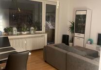 Schöne 4 Zimmer Wohnung im Bermuda - WG geeignet