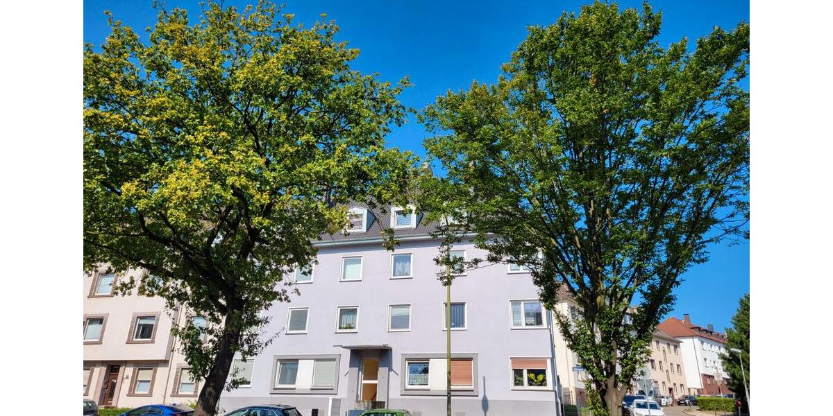 Dachgeschoßwohnung Essen Huttrop - 3 Zimmer, 76 m&sup2;, 119.000&euro; | Angebot:26819341