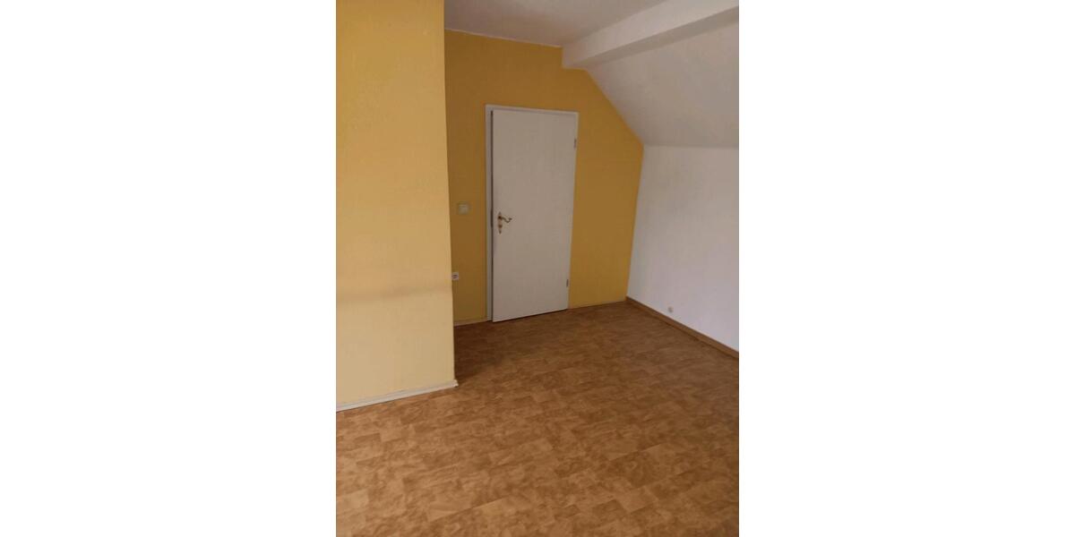 Dachgeschoßwohnung Bochum Günnigfeld - 2 Zimmer, 56 m&sup2;, 700&euro; | Angebot:25050186