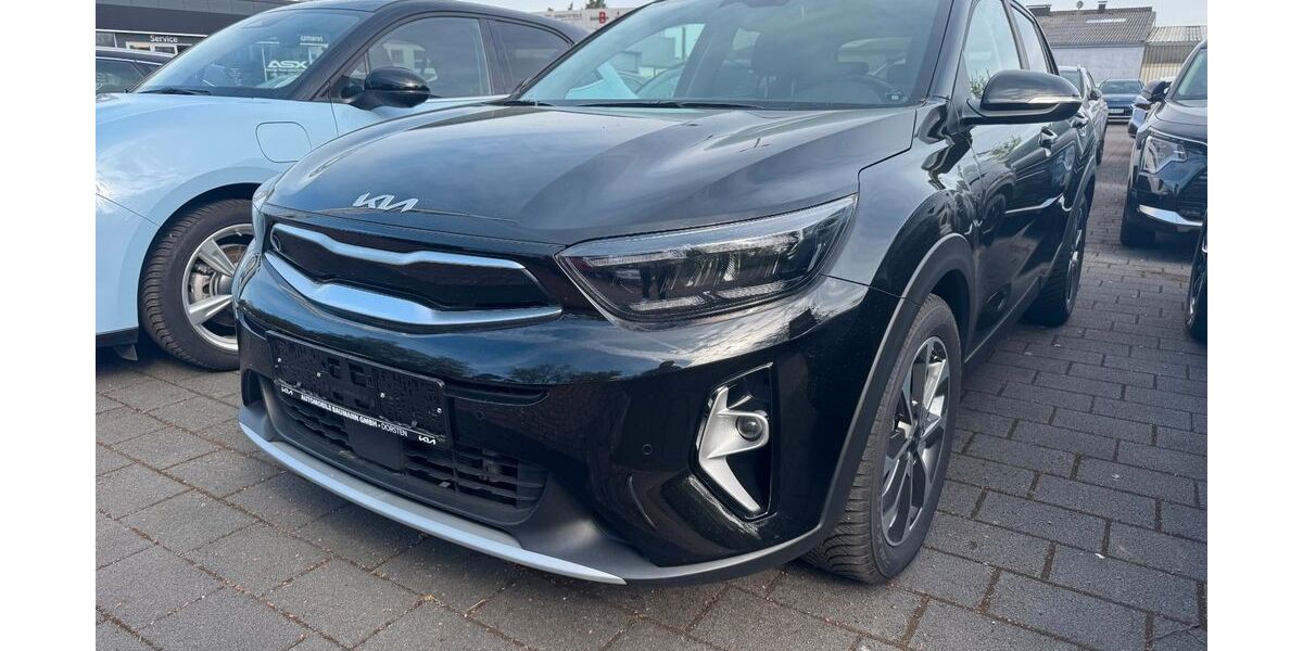 Kia Stonic 8.300 km 22.990 &euro; Dorsten 46282