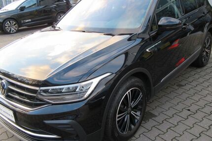 VW Tiguan 60.050 km 25.490 &euro; Bochum 44795