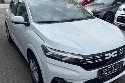 Dacia Sandero 55.000 km 13.699 &euro; Recklinghausen 45663