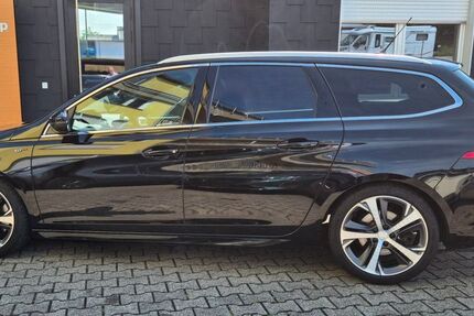Peugeot 308 104.000 km 13.900 &euro; Oberhausen 46049