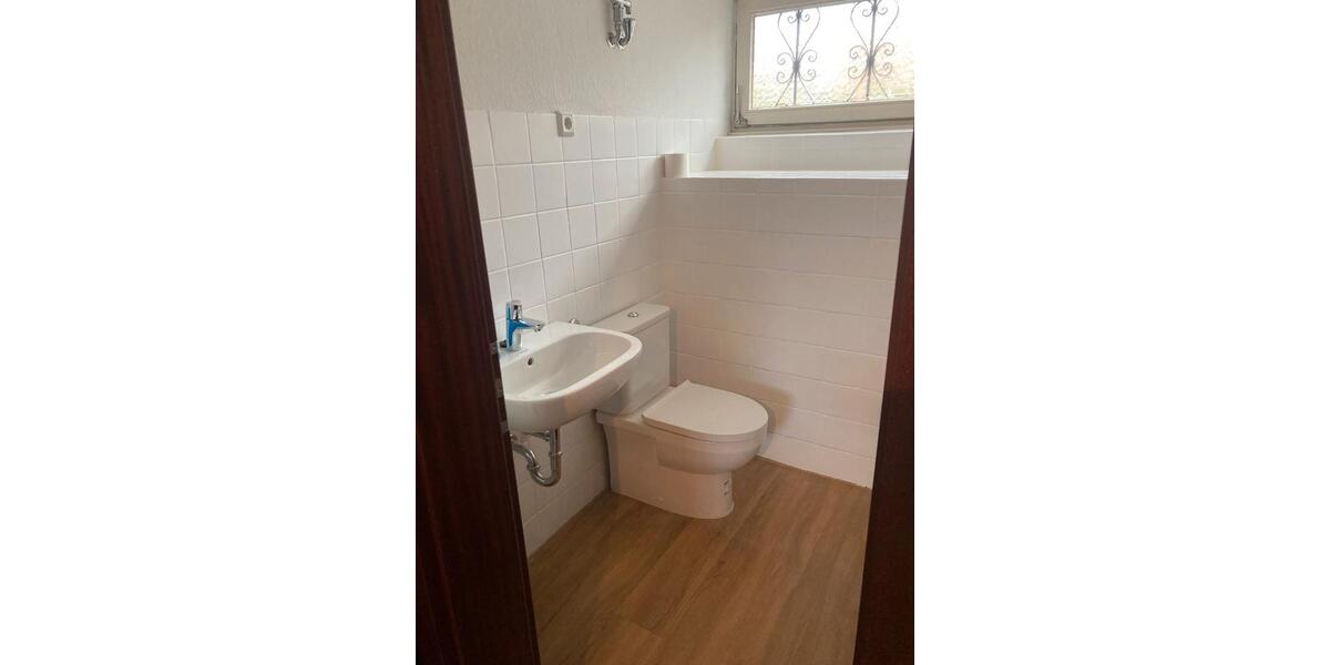 Doppelhaushälfte Dortmund Aplerbeck - 6 Zimmer, 135 m&sup2;, 2.000&euro; | Angebot:25223884