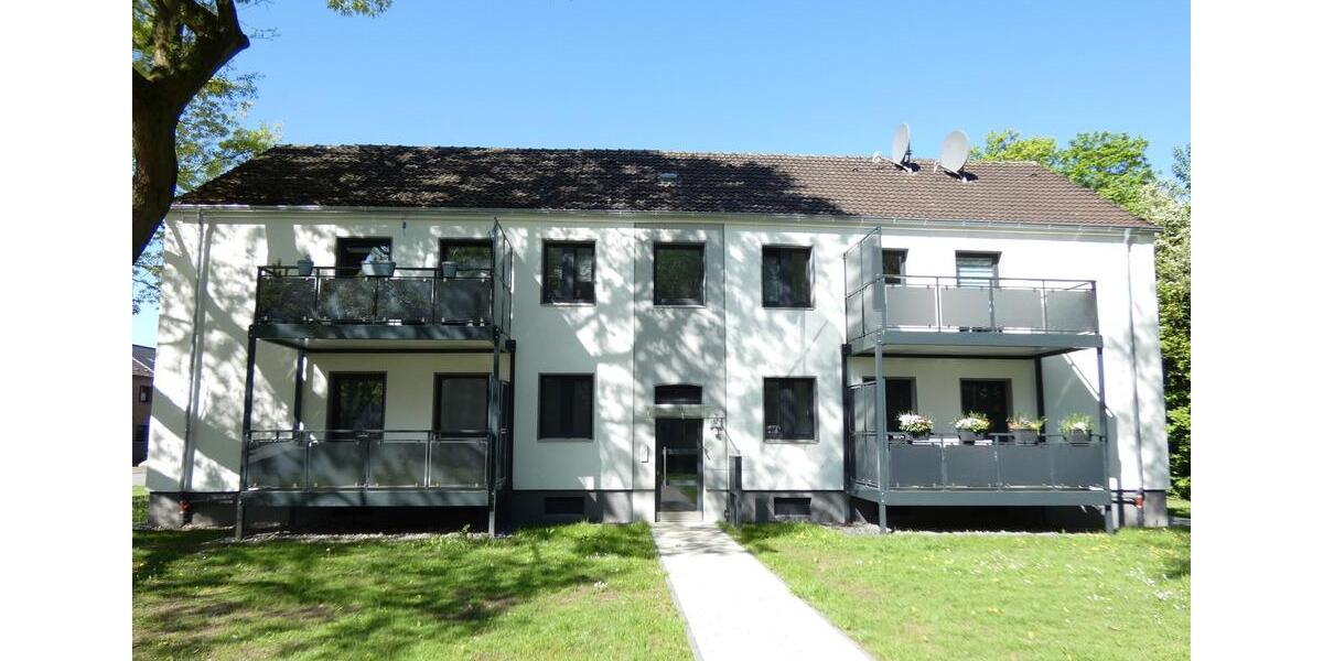 Modernisierte Wohnung mit großem Balkon 2 zimmer