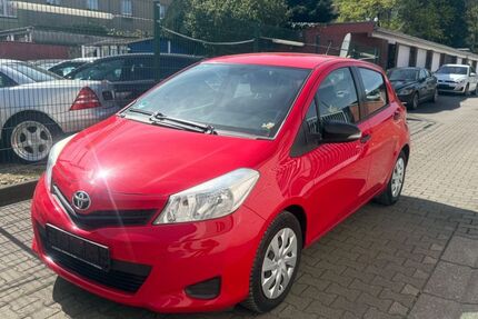 Toyota Yaris 126.000 km 4.999 &euro; Essen 45143