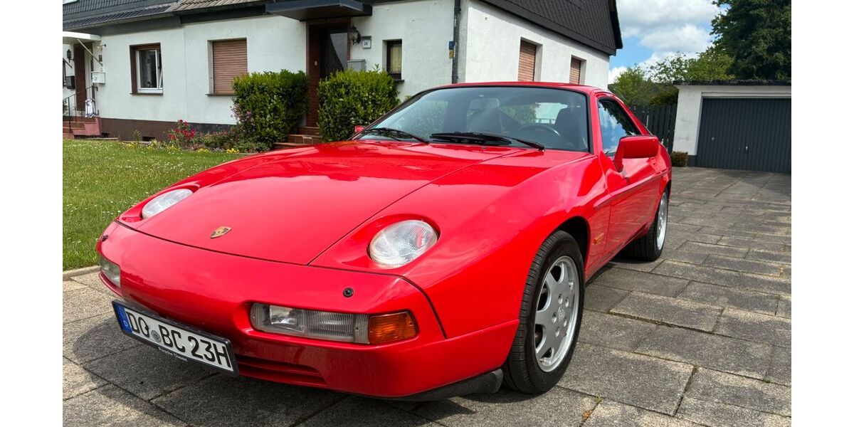 Porsche 928 223.000 km 31.500 &euro; Dortmund 44369