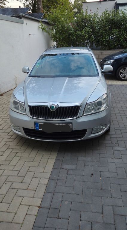 Skoda Octavia 296.103 km 3.950 € Bochum 44809
