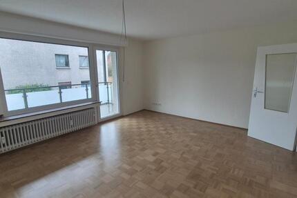 Erstbezug nach Modernisierung, Höntrop 3,5 Raum, Balkon, Gäste-WC zimmer