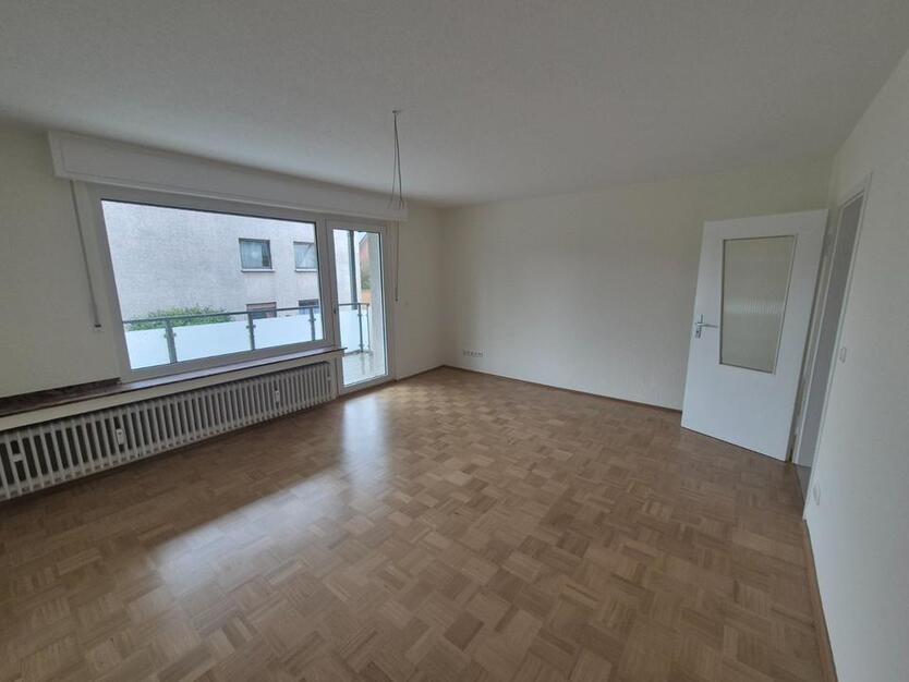 Erstbezug nach Modernisierung, Höntrop 3,5 Raum, Balkon, Gäste-WC zimmer