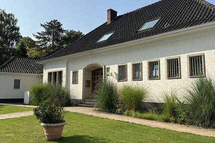 Haus zum Kaufen in Bochum Weitmar 1.250.000 € 288.82 m² 8.5 zimmer