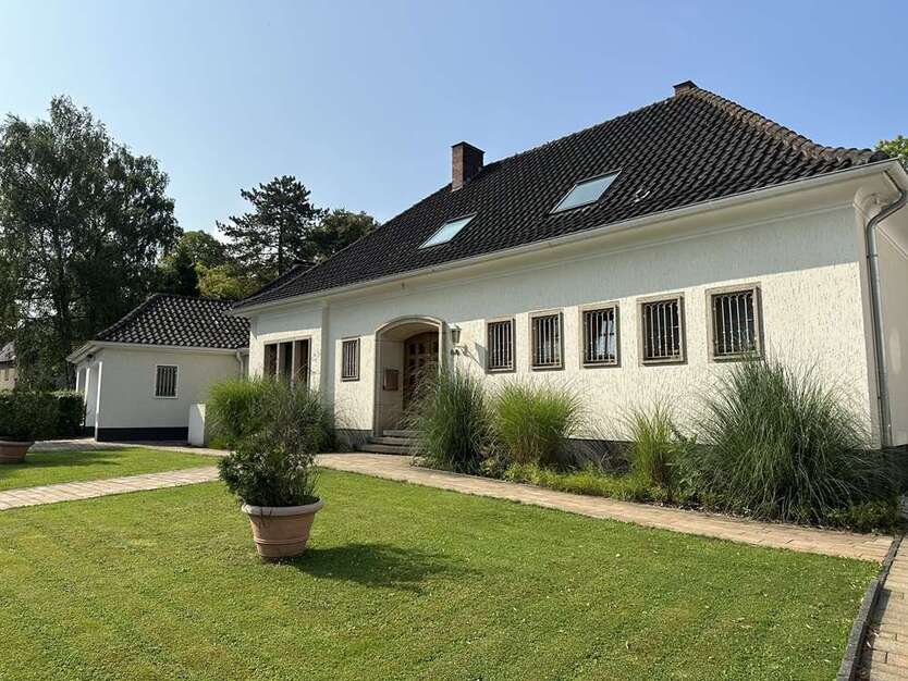 Haus zum Kaufen in Bochum Weitmar 1.250.000 € 288.82 m² 8.5 zimmer