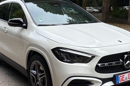 Mercedes-Benz GLA 200 6.980 km 39.988 € Gelsenkirchen OT Schalke-Nord 45881
