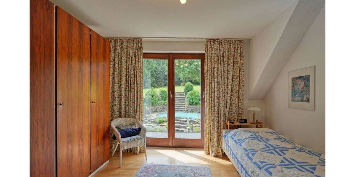 Einfamilienhaus Witten Annen - 6 Zimmer, 237 m&sup2;, 750.000&euro; | Angebot:23956641