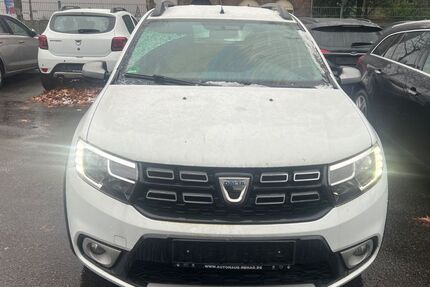 Dacia Logan 94.000 km 7.699 &euro; Recklinghausen 45663