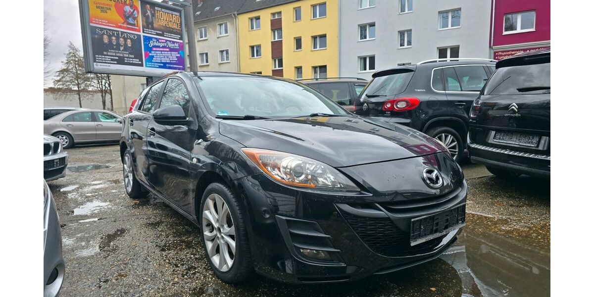 Mazda 3 176.000 km 5.300 &euro; Essen 45144