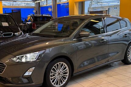Ford Focus 18.500 km 16.500 &euro; Waltrop 45731