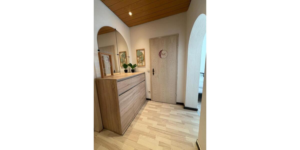 Etagenwohnung Essen Stadtkern - 1.5 Zimmer, 35 m&sup2;, 760&euro; | Angebot:26301706
